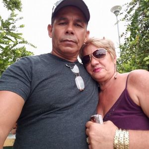 Meet your Posher, Manuel